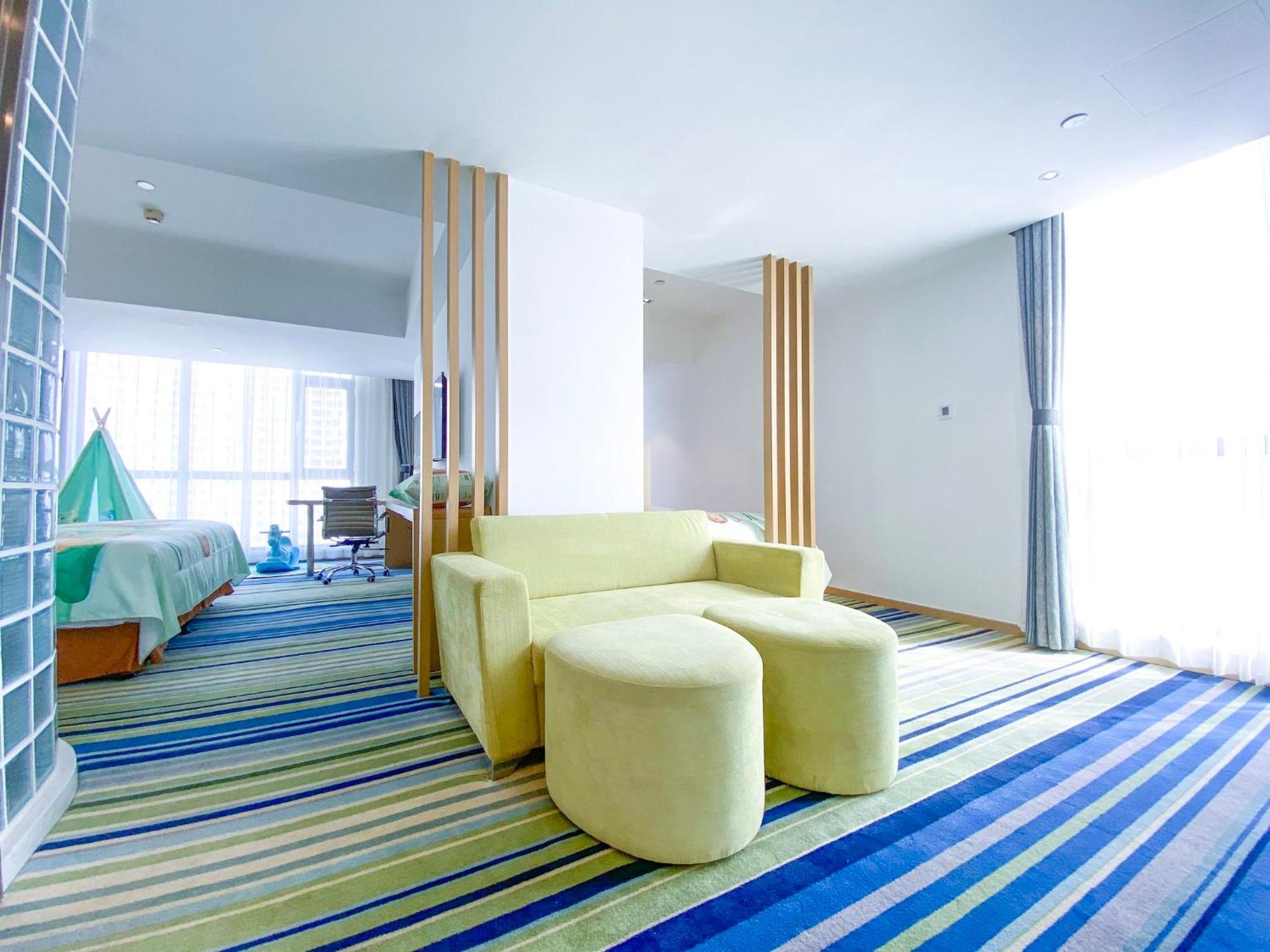 Holiday Inn Express Yingkou Onelong Plaza By Ihg Gaizhou Exterior photo